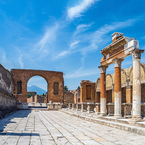 Amalfi Coast, Pompeii and Wine Tasting Tour