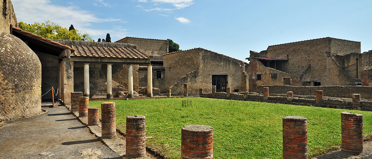 Pompeii and Herculaneum Tour